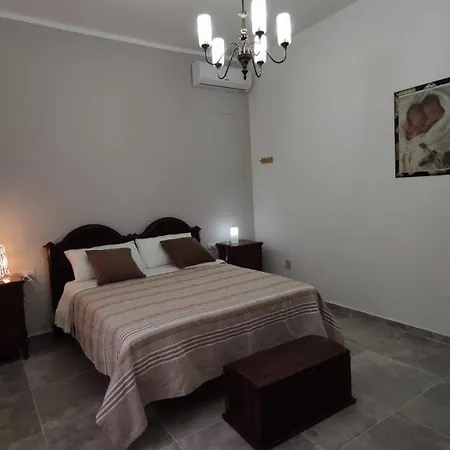 In Campagna Vicina Al Mare Bonerelax